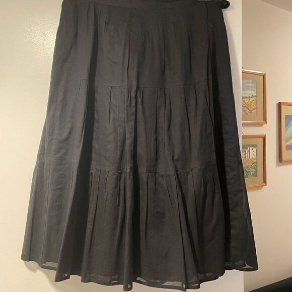 Burberry vintage black midi wrap skirt size 6 EUC - Picture 2 of 5
